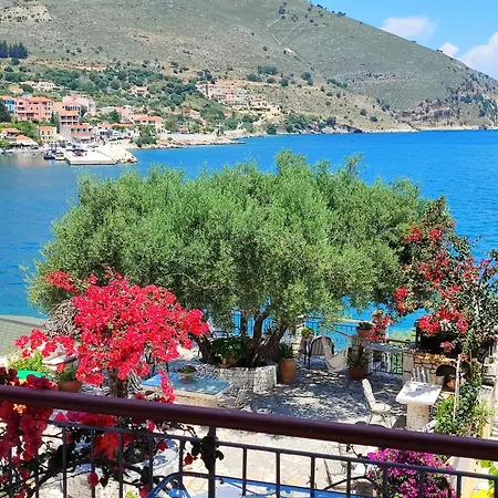 Apartment Waterside Agia Efimia